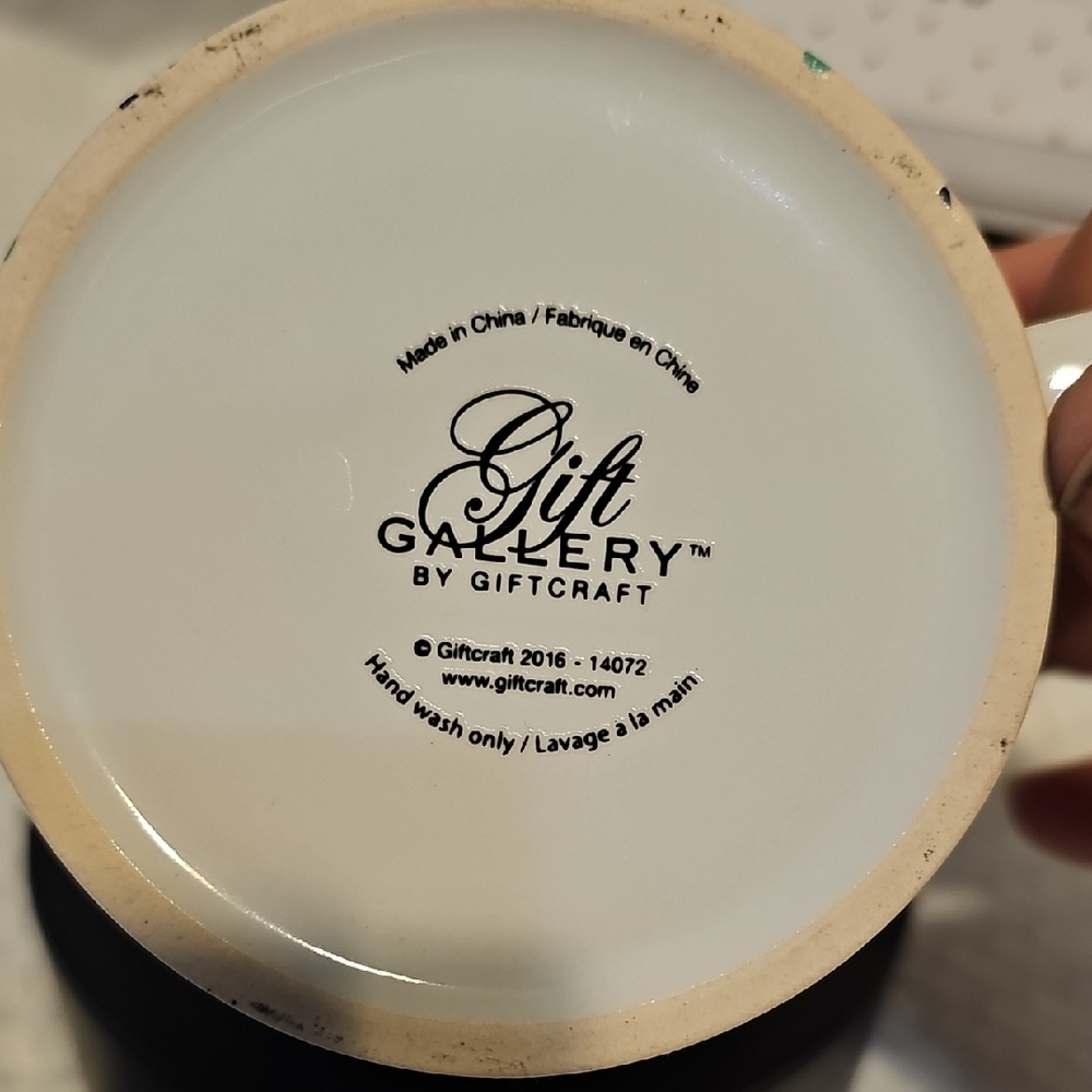 Colorful Heart Pattern Mug - Picture 6 of 7